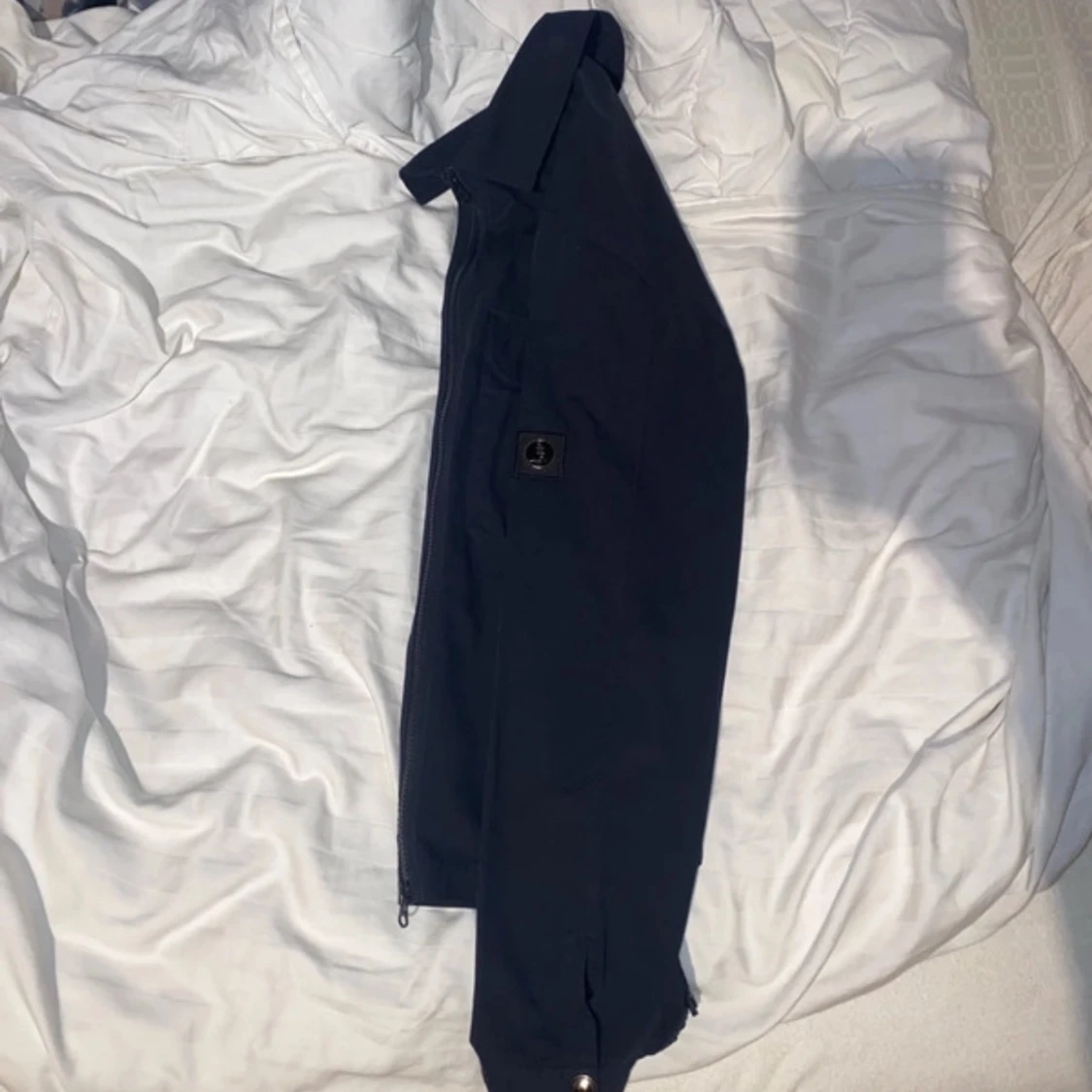 Mörkblå jacka från Lagency - 2