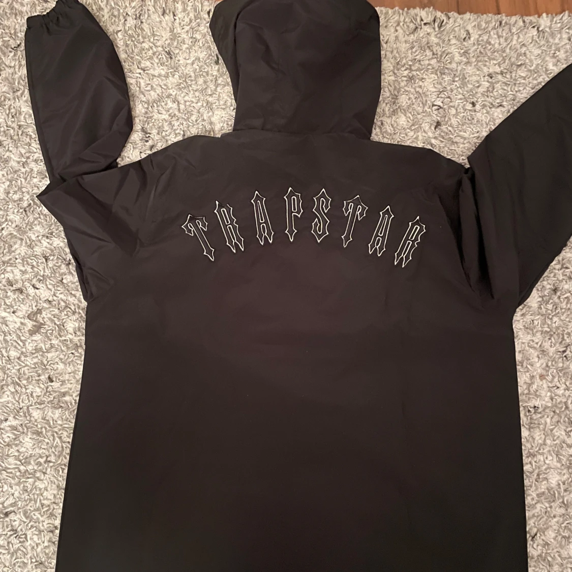 Svart jacka från Trapstar - 2