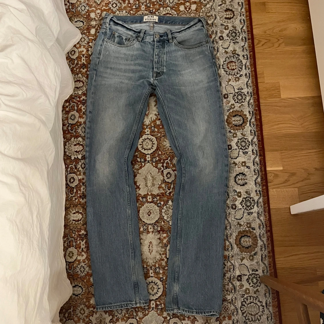 Blå jeans från Acne Studios