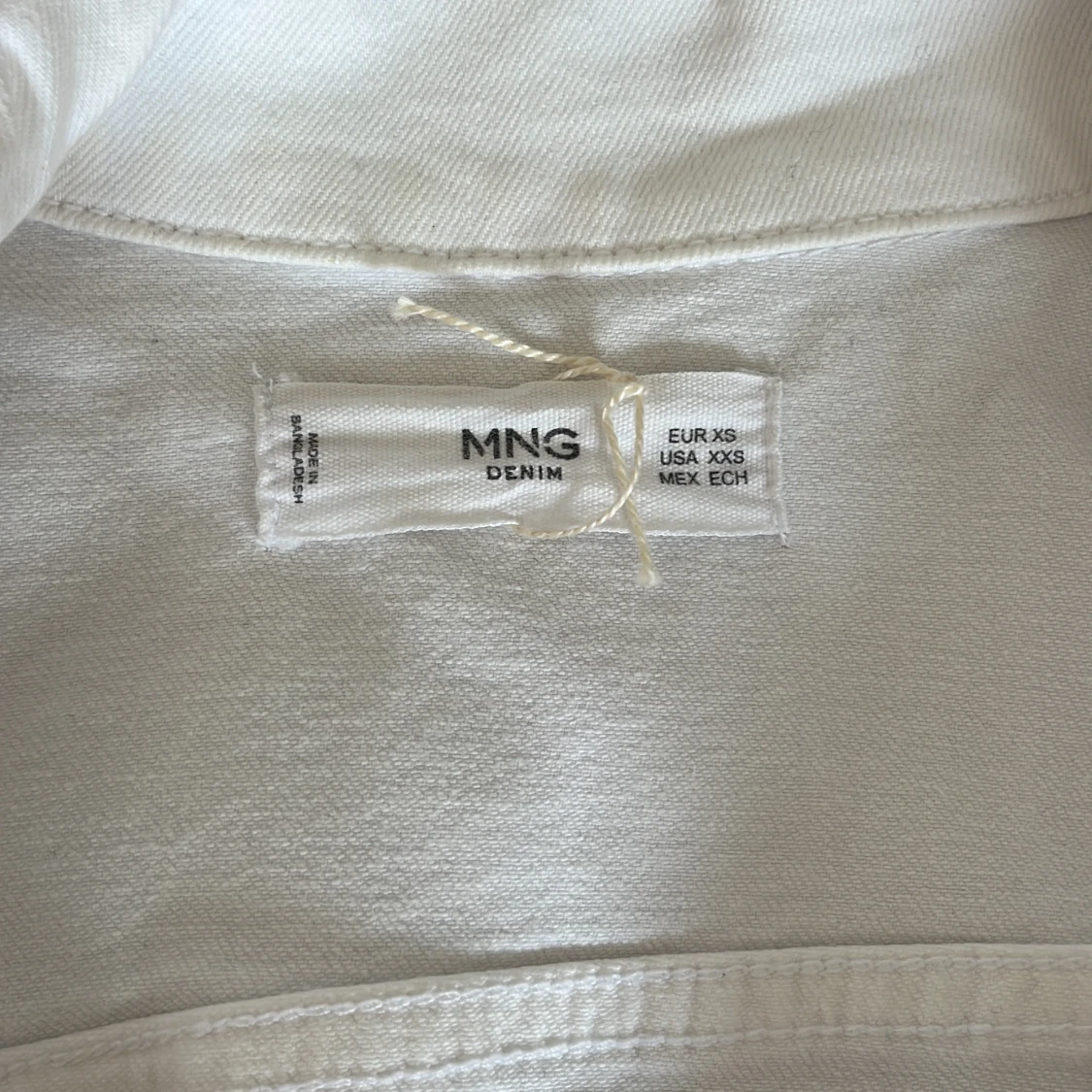Vit jeansjacka från Mango - 2