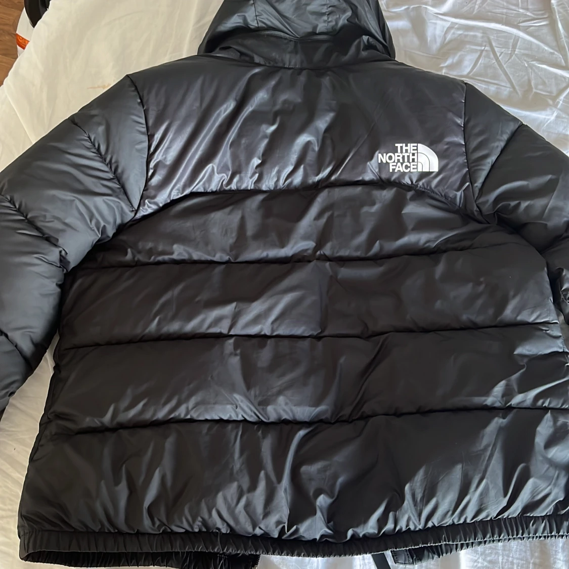 Svart pufferjacka från The North Face - 1