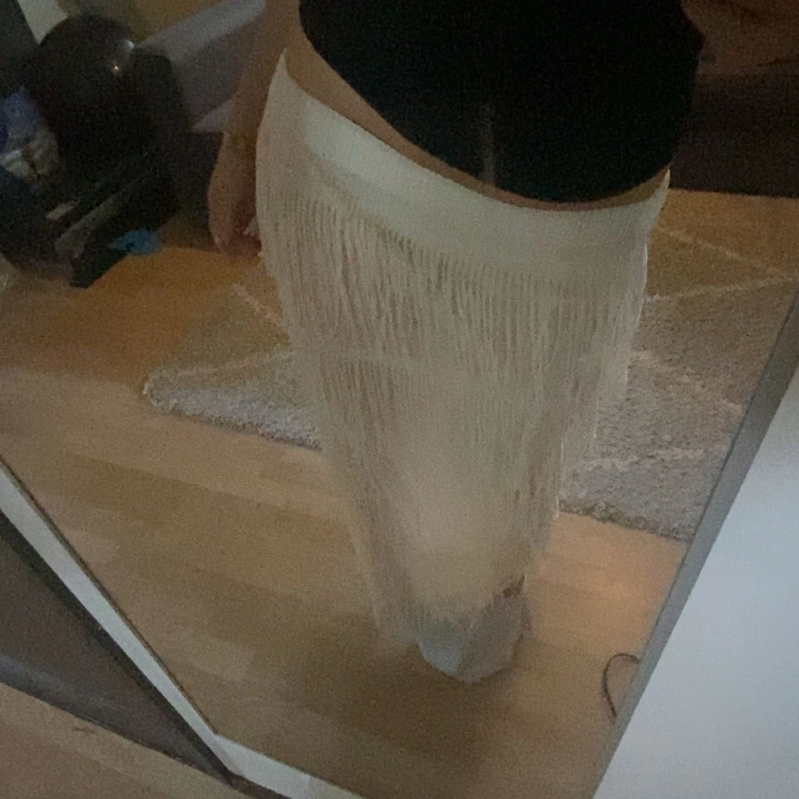 Vit långkjol med fransar - 3