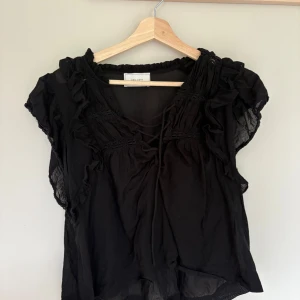 Neo Noir topp - Oanvänd topp från Neo Noir, passar S 💞