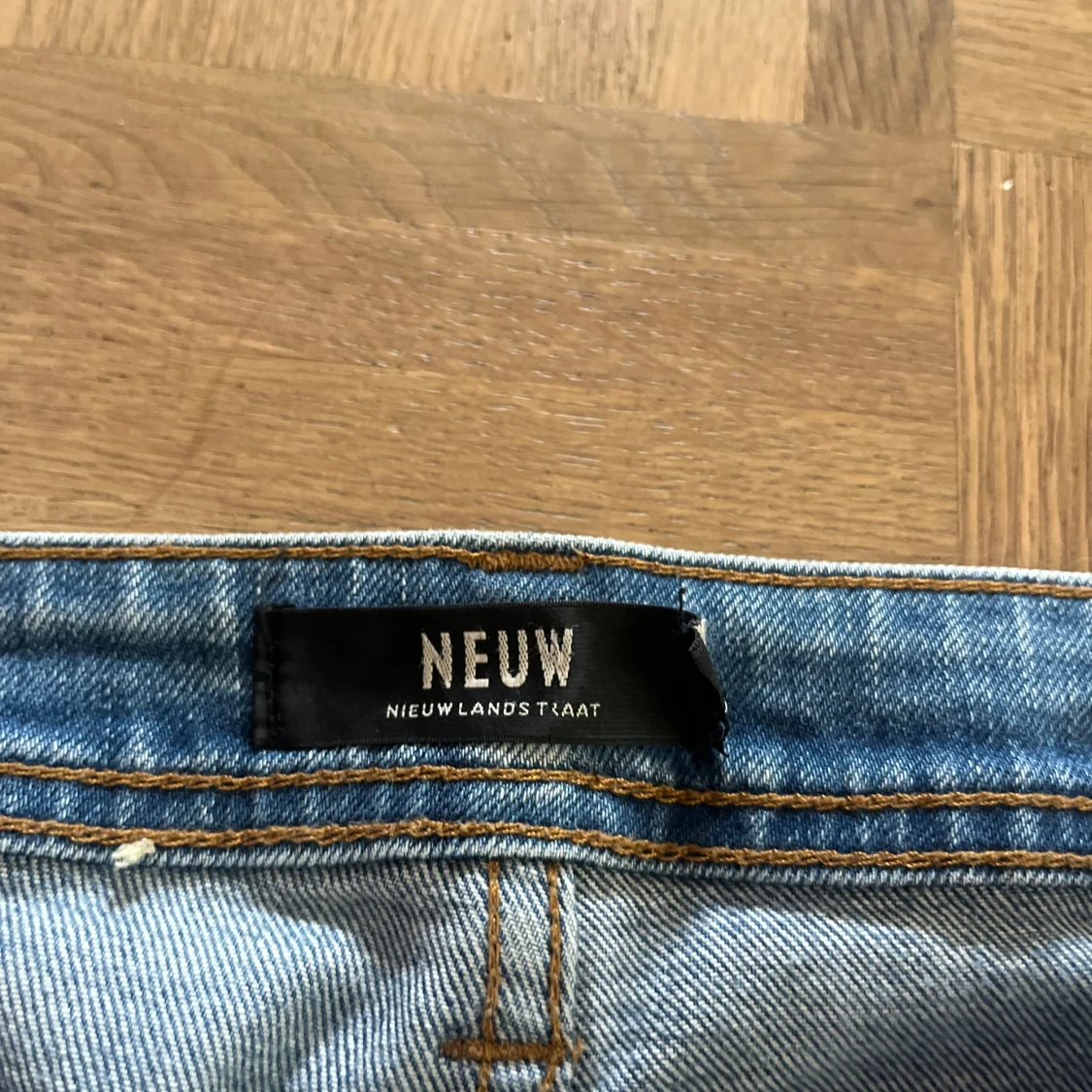 Ljusblå jeans från Neuw - 2