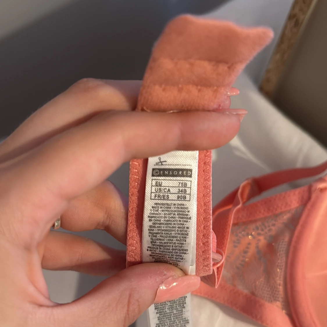 Korallrosa spets-bh från Censored - 2