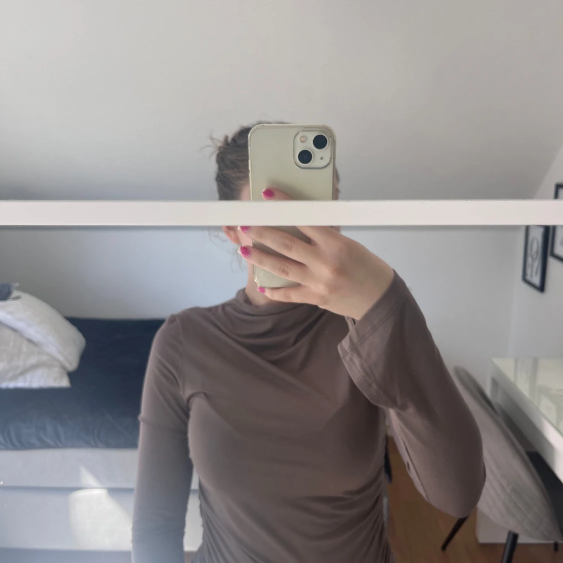 Soft Touch Funnel Neck ls Top Brun från Gina tricot 