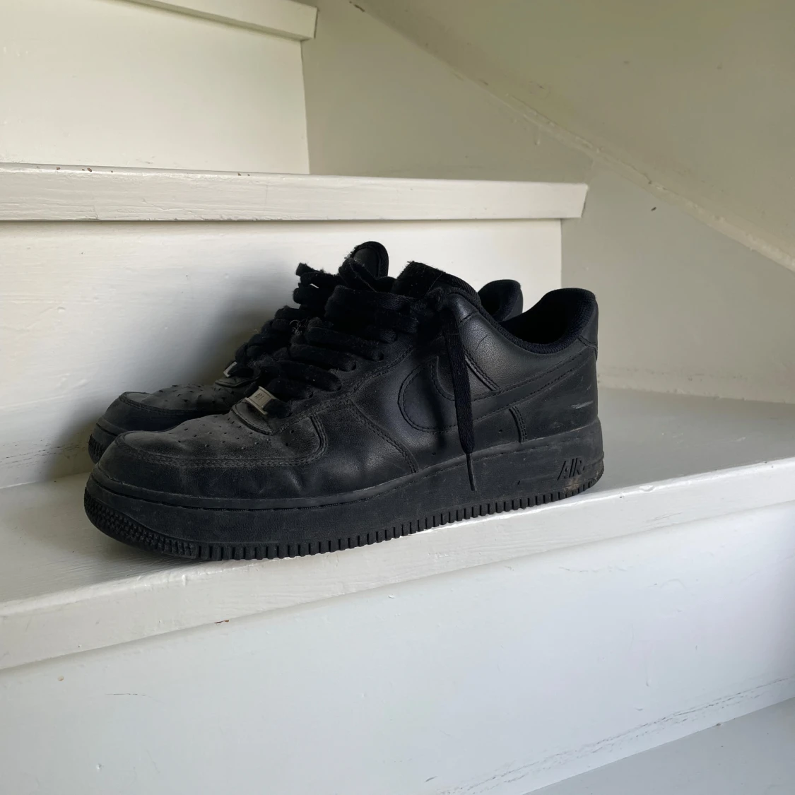 Svarta Nike Air Force 1 sneakers - 1