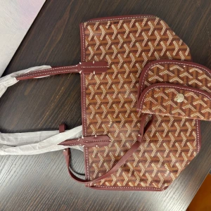 A master helt ny väska  - A master helt ny väska 