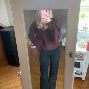 Linn Ahlborg tröja - Fin stickad tröja från Linn Ahlborgs kollektion med nakd. Storlek xs och passar perfekt till hösten❤️