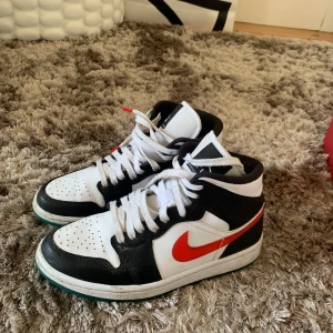 Jordan Air sneakers  - Storlek 38. Sparsamt använda