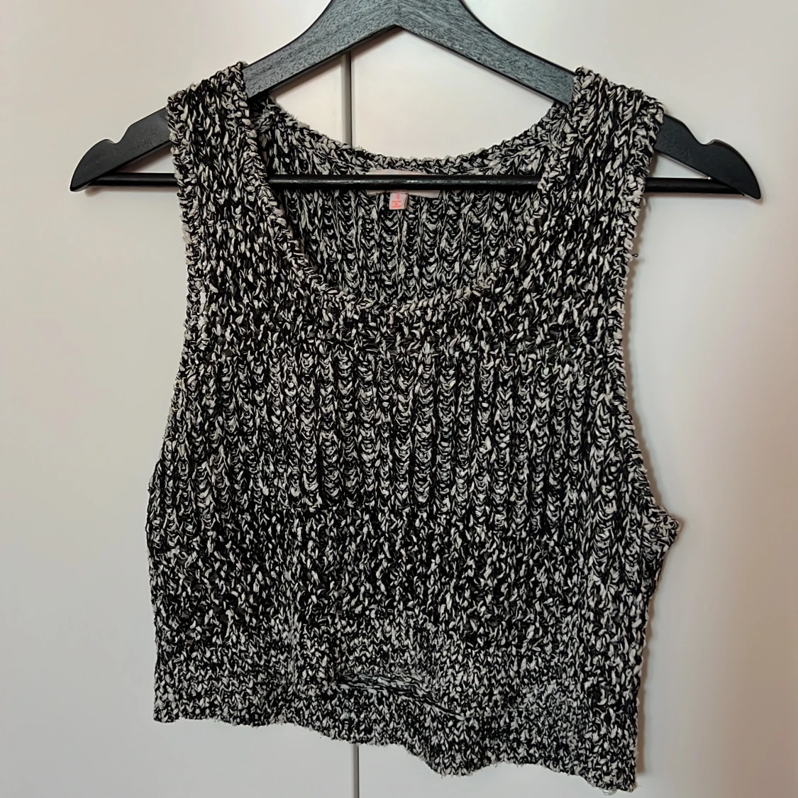 Virkad croppad sommartopp