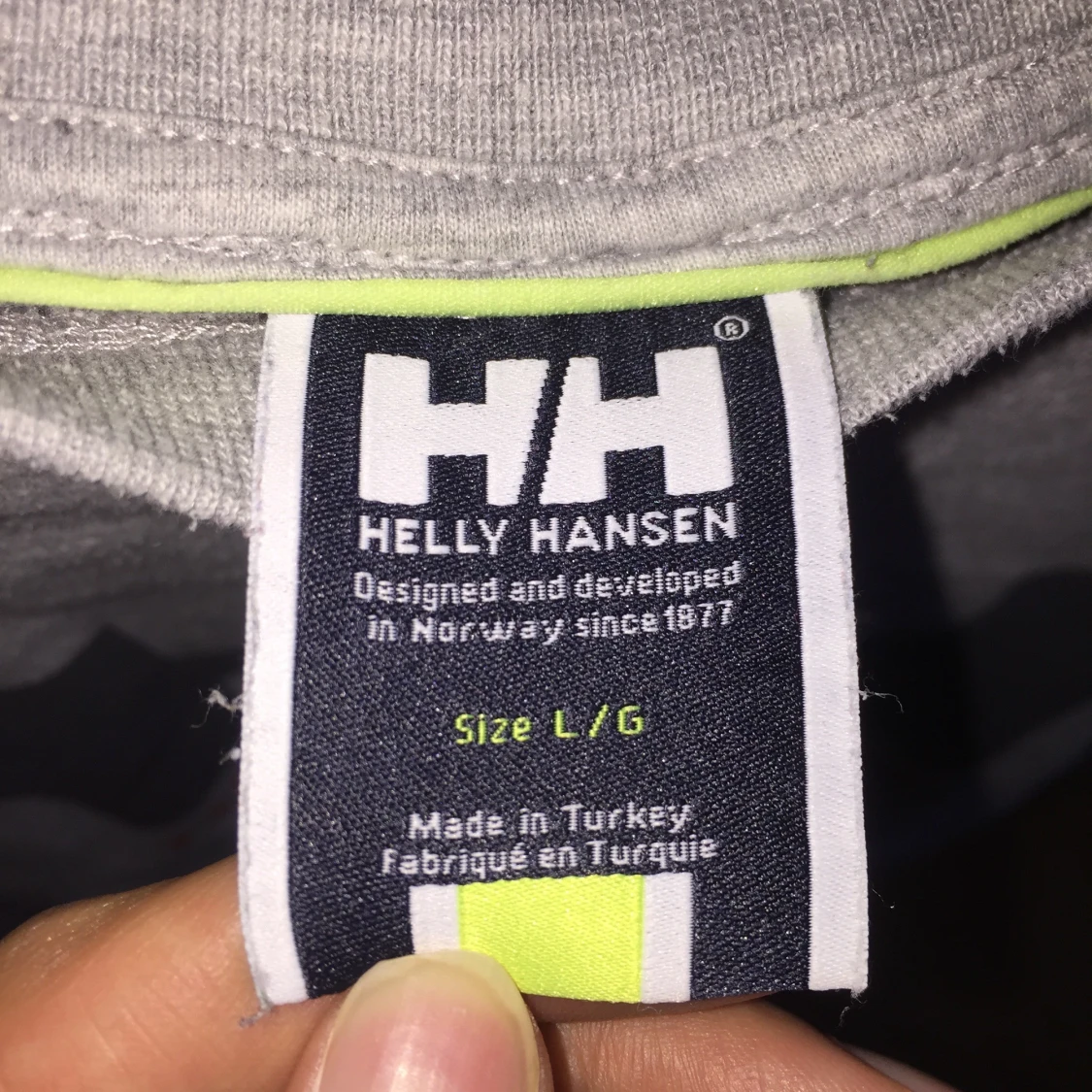 Helly Hansen tröja. Märkes tröja - 90