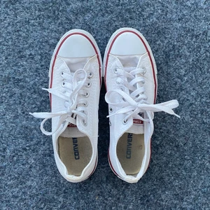 Converse - Säljer mina converse då de är för små, knappt använda så väldigt bra skick!