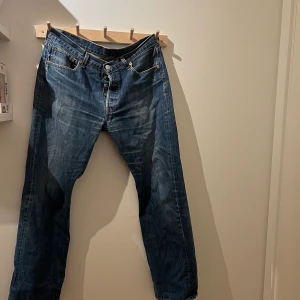 LEVIS JEANS, 501 - Skitsnygga oversized Levis Jeans!💕 passar mig baggy som vanligtvis är en 38, hör av dig för mer bilder!🫶