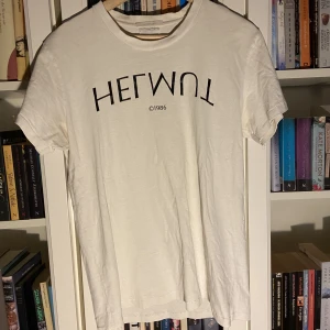 Helmut Lang - Helmut Lang t-shirt Herrstorlek L passar M Damstorlek XL passar L