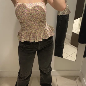 Kjol - Söt kjol från asos men som också kan användas som en topp. Endast använd 1 gång.