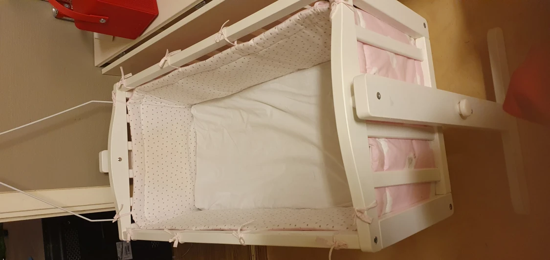 Vagga/spjälsäng  - 90