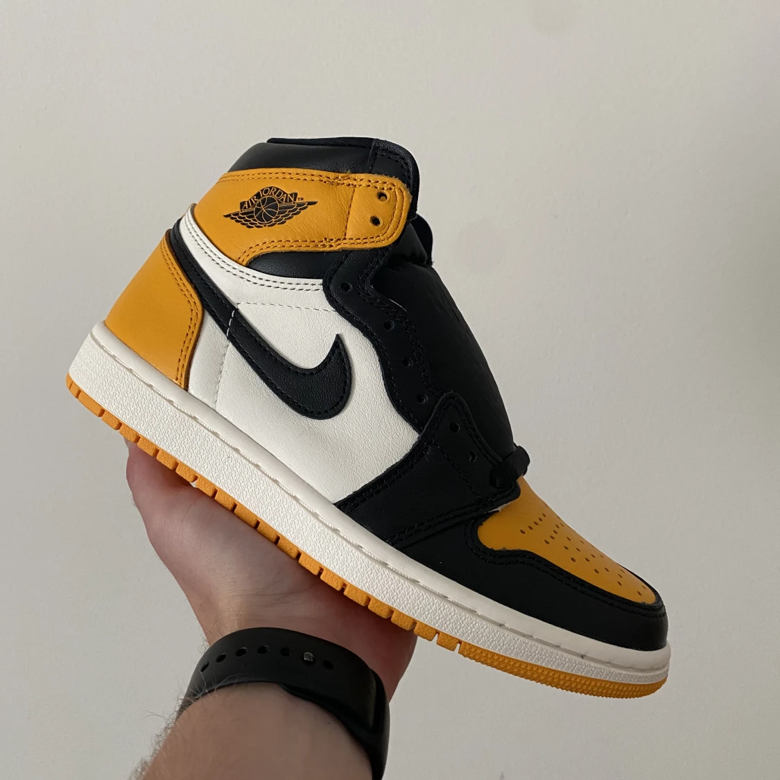 Jordan 1 Retro Hig OG Taxi