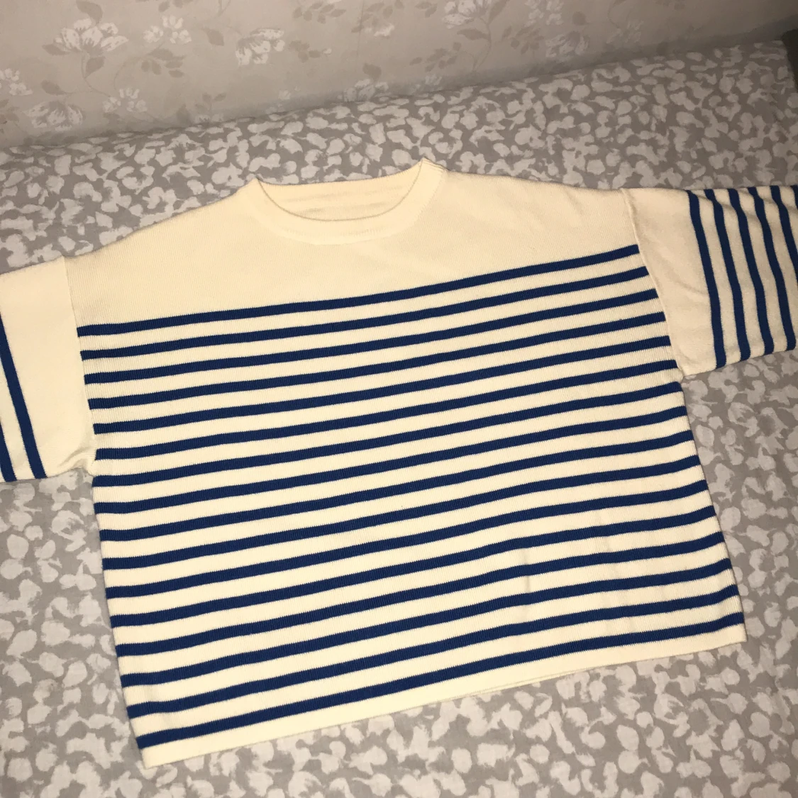 Randig vårig tröja 🤍 - 91