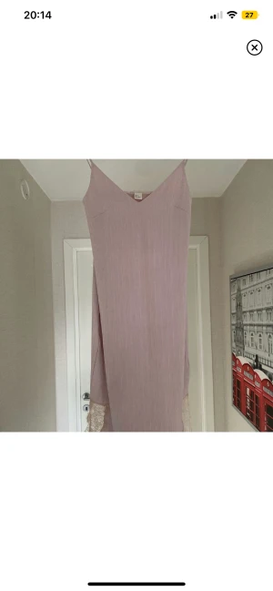 Slip on dress - Slip on dress från h&m passar storlek XS/ S