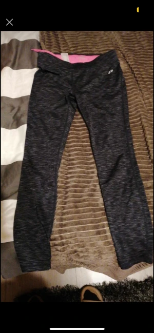 Tunna byxer - Alla för 20