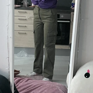 Cargo - Super fina och jätte sköna använd 2 gånger  Jag är 172