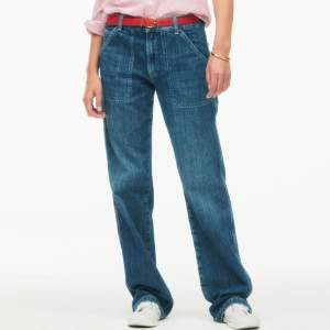 Så snygga jeans från zara, aldrig använda med prislappen kvar. Original pris 560kr.