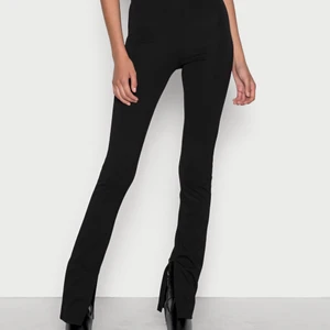 leggings/byxor - sälja dessa leggings/byxor från gina, helt nya med lappen kvar. ord pris 300, säljer för 150 + 51 frakt 💗