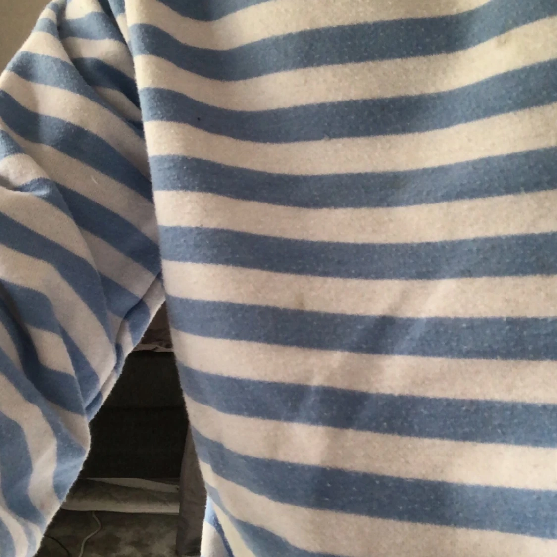 en jätte fin tröja från lefties<3