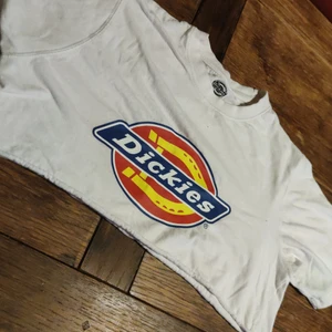 Dickies top - Kort dickies top storlek Medium Jätte fint skick, 70 kr plus frakt 45 kr :) 