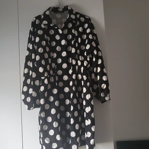 Lcw - Bra skick, vit och svart