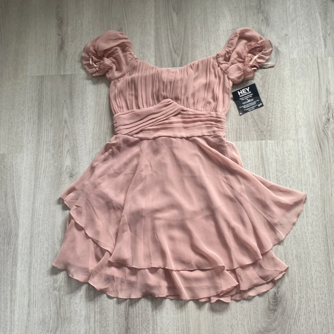 Klänning i storlek S 