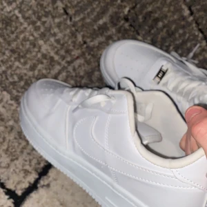 Af1 - Säljer dessa rep af1 . Vill bli av med dom snabbt 🤷🏼‍♂️