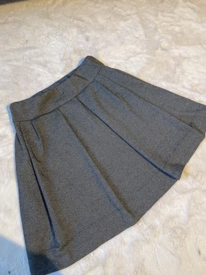 Kjol  - Aldrig använd 