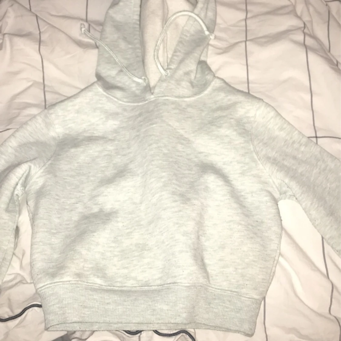 Kroppad hoodie 