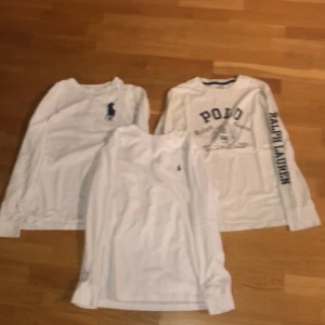 3 långärmade Ralph lauren tröjor - Fina Ralph lauren tröjor knappt använda. Köpta för 1 år sedan men passade aldrig min stil. 1 för 60 3 150