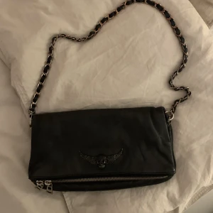 Zadig Voltaire  - Intressekoll på min sjukt fina och unika Zadig Voltaire väska! 