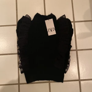 Zara top - Zara top, helt ny aldrig brugt og stadig med prismærke