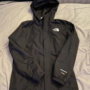 The north face - Säljer nu min the northface jacka, Kom privat för mer info