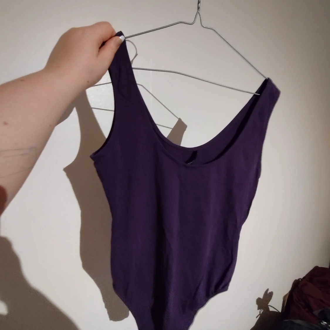 Mörklila body - 90