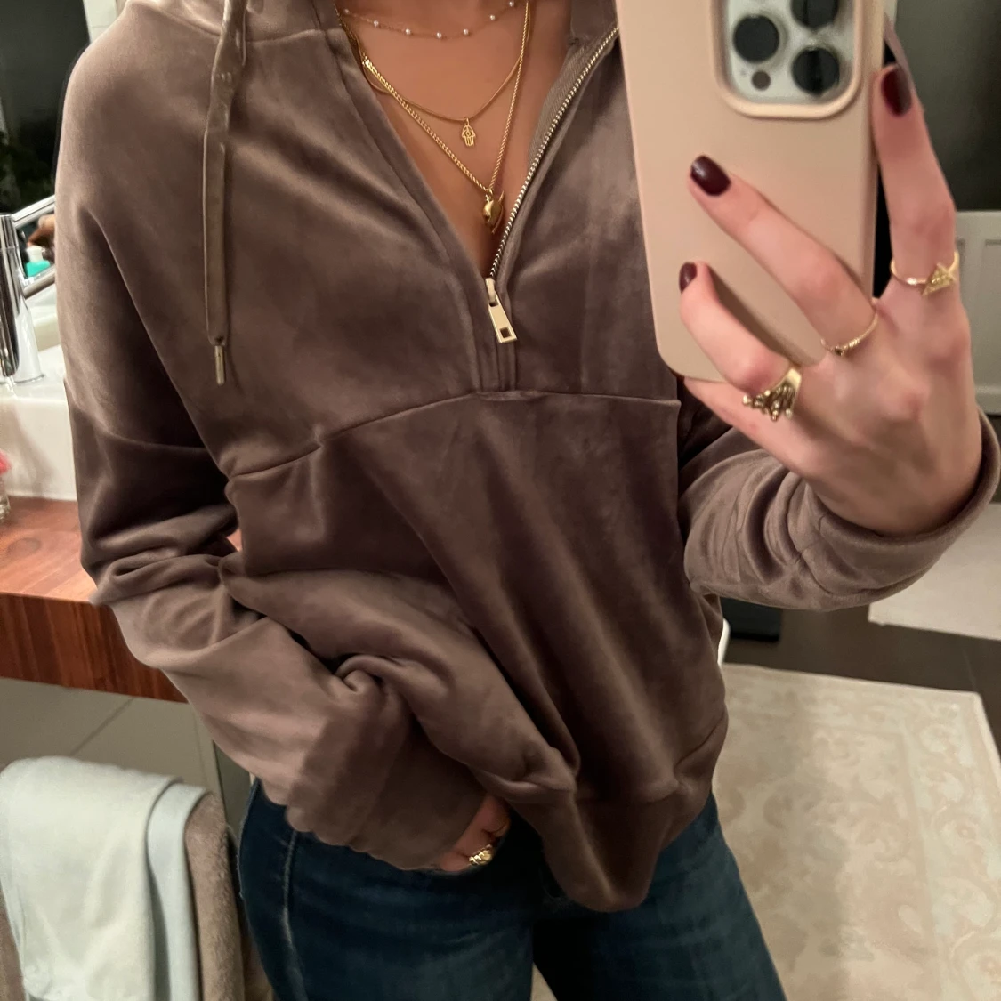 Supersnygg tröja med dragkedja 