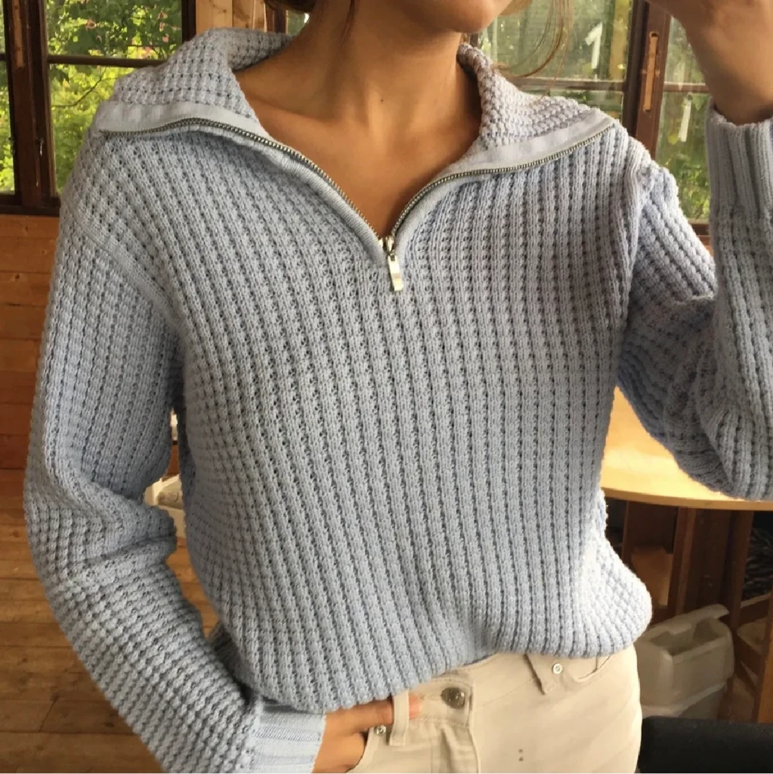 Stickad tröja