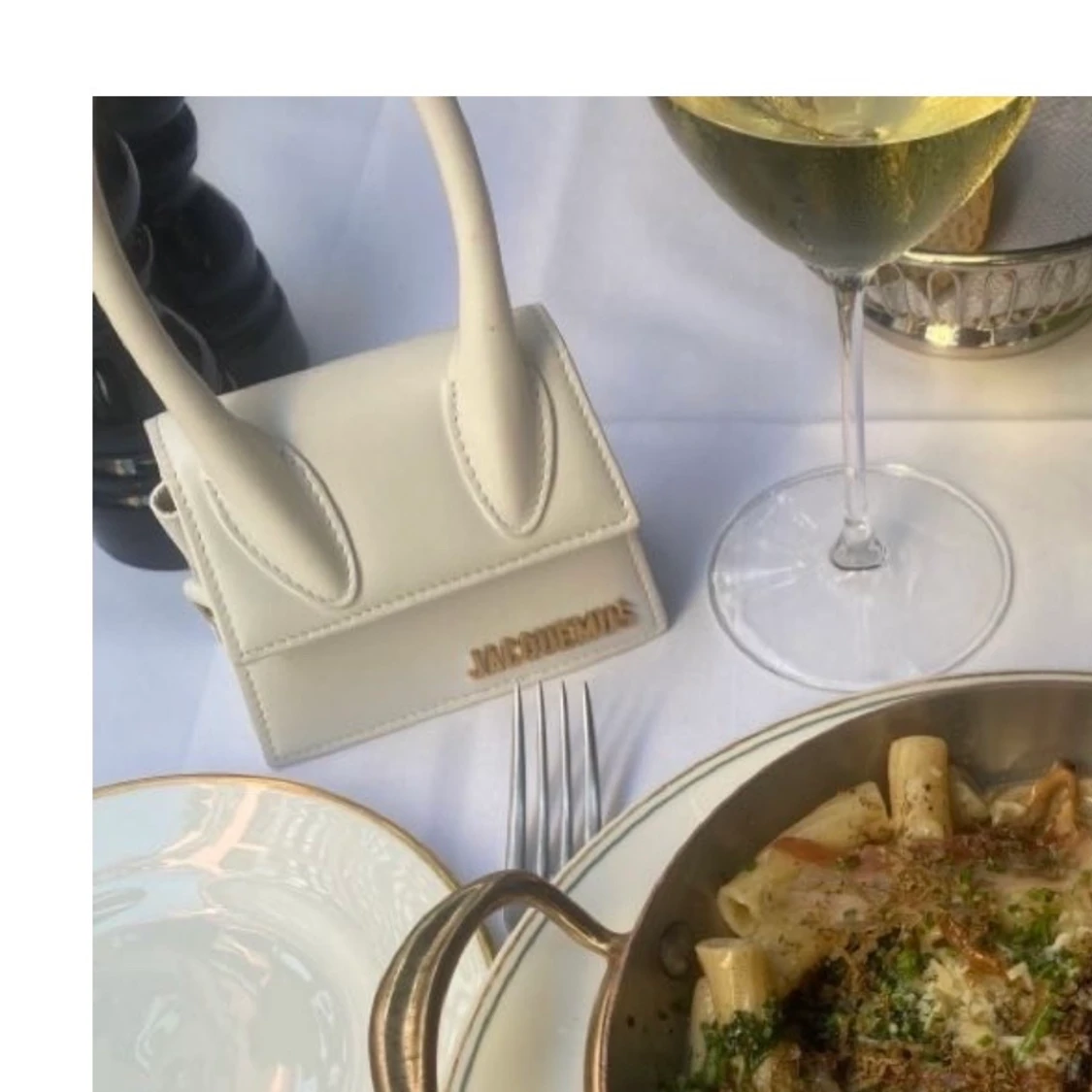 JACQUEMUS Le Chiquito tote 