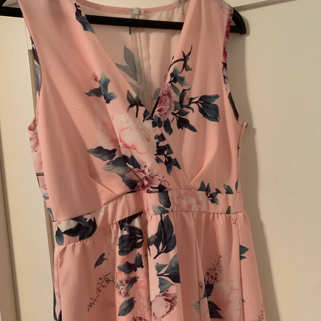 Tunn sommarklänning M