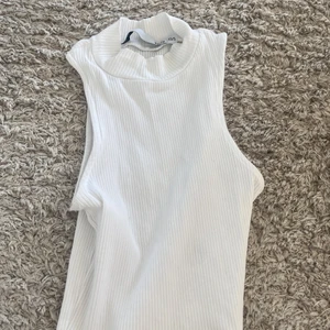 Turtleck linne  - Jättefint ribbat 