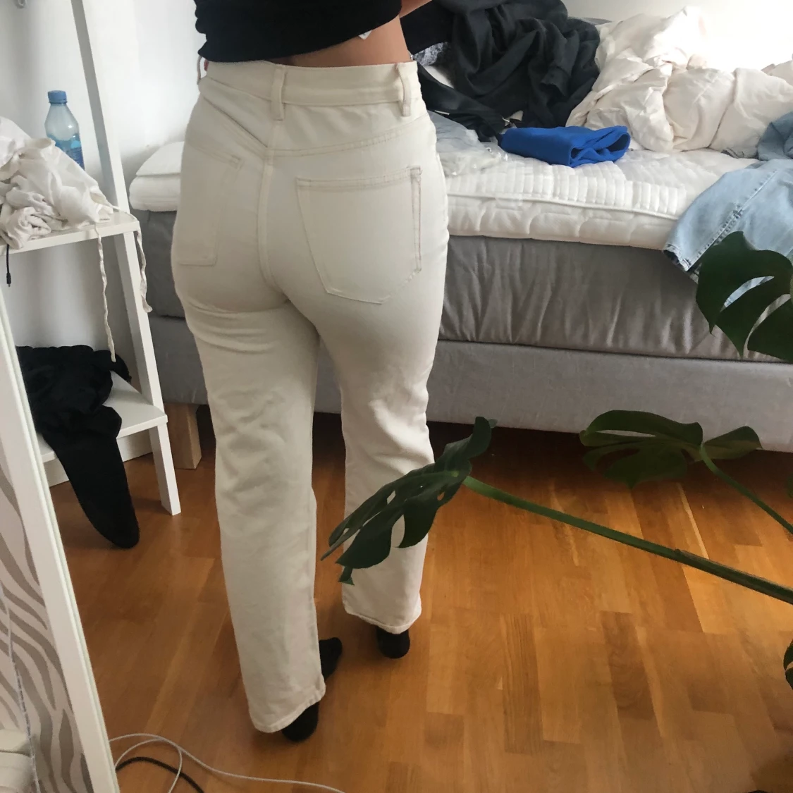 Vita/beigea jeans🤍 - 90