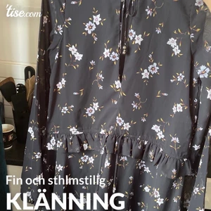 Klänning  - Fin oanvänd klänning från bikbok! Skit snygg på och den formar verkligen kroppen