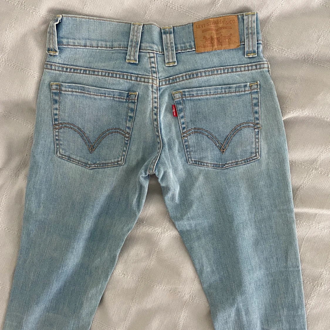 Levis jeans  - 90
