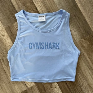 Gymshark linne - Gymshark linne som endast är använt 1 gång o säljer nu, då jag inte riktigt kände mig bekväm i de🫶🏽🫶🏽