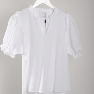 Blus - Superfin blus ifrån neo noir, skriv för mer bilder💞